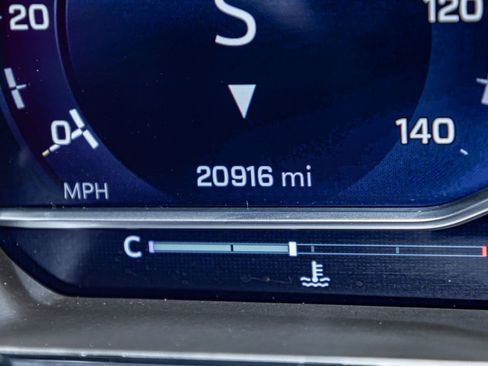 Used 2022 Chevrolet Silverado 1500 LT Trail Boss w/ LT Trail Boss Premium Package image 22