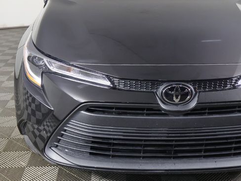 Used 2024 Toyota Corolla LE image 10