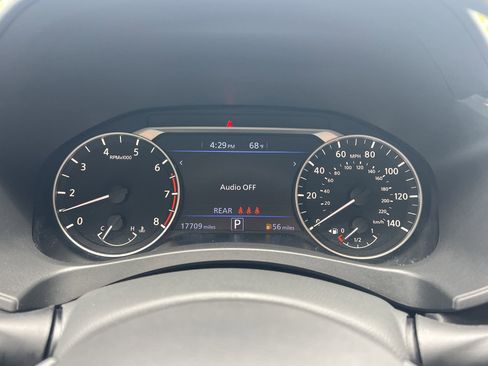 Certified 2025 Nissan Altima 2.5 SR w/ SR Premium Package AWD/4WD image 10