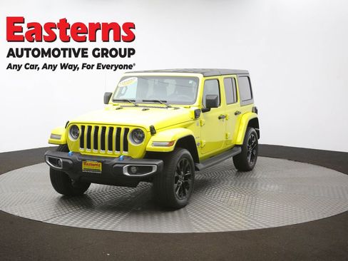 Used 2023 Jeep Wrangler Unlimited Sahara AWD/4WD image 54
