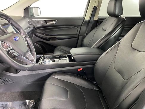 Used 2020 Ford Edge Titanium w/ Equipment Group 301A image 8