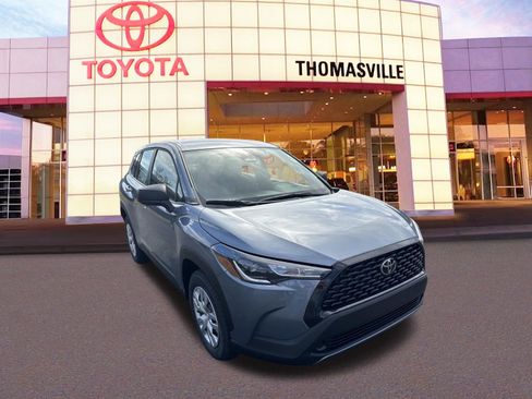 New 2025 Toyota Corolla Cross L image 3