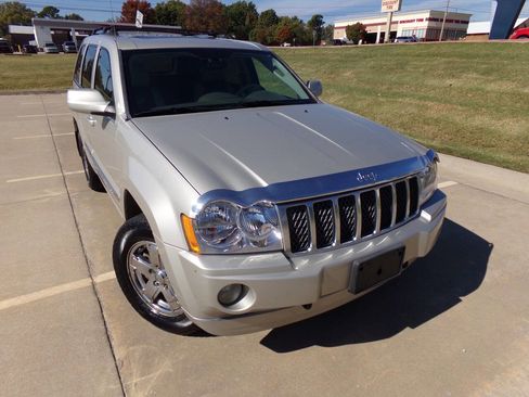 Used 2007 Jeep Grand Cherokee Overland image 11