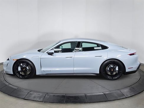 Certified 2021 Porsche Taycan 4S image 2