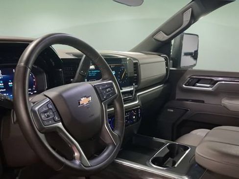 Used 2026 Chevrolet Silverado 3500 LTZ w/ LTZ Premium Package AWD/4WD image 27