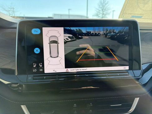 New 2026 Volkswagen Atlas SE FWD image 26