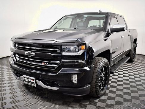 Used 2017 Chevrolet Silverado 1500 LTZ Z71 w/ LTZ Plus Package image 3