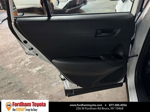 Used 2024 Toyota Corolla Cross image 10