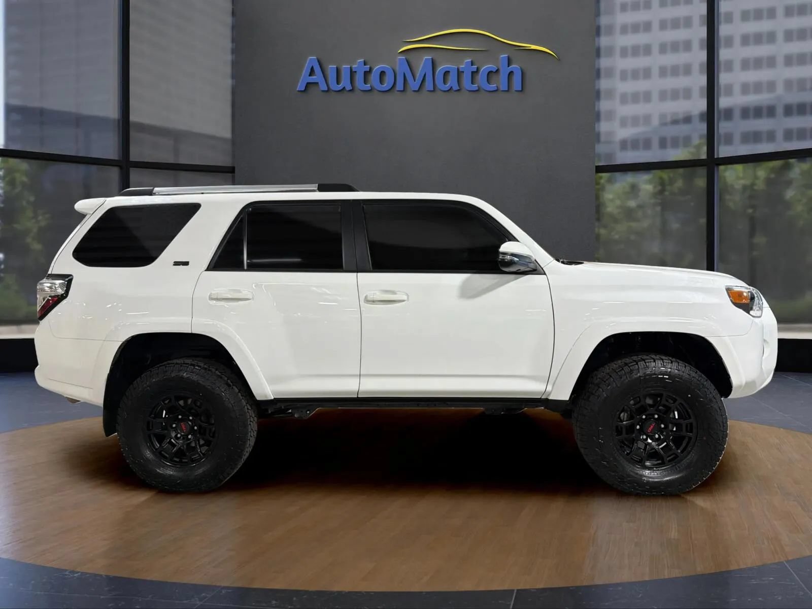 Used 2023 Toyota 4Runner SR5 Premium w/ Moonroof Package AWD/4WD image 12
