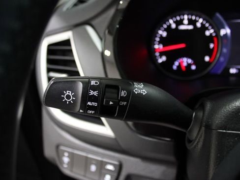 Used 2023 Kia Seltos SX image 27