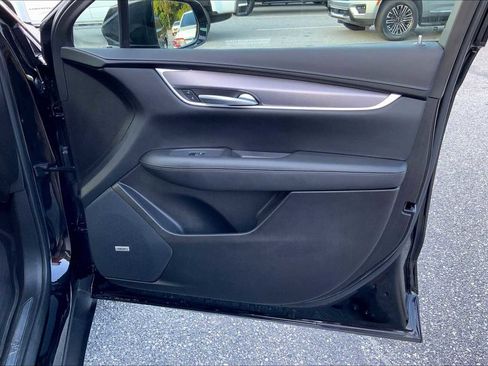 Used 2022 Cadillac XT5 Luxury image 41