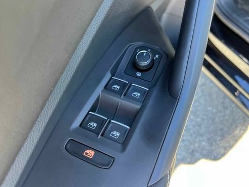 Used 2026 Volkswagen Jetta S FWD image 16