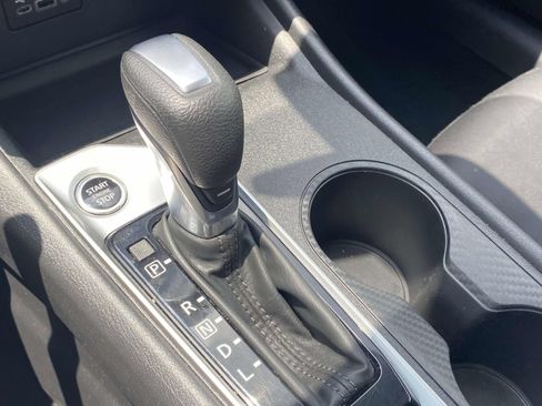 Used 2025 Nissan Altima 2.5 S FWD image 21
