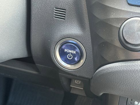 Used 2020 Lexus ES 300h w/ Luxury Package image 21