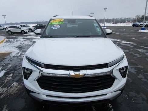 Certified 2024 Chevrolet TrailBlazer LT w/ Convenience Package image 6