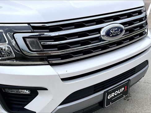 Used 2019 Ford Expedition XLT w/ Equipment Group 202A RWD image 30