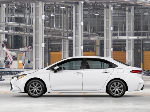 New 2026 Toyota Corolla LE FWD image 4