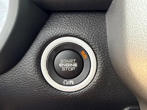 Used 2023 RAM 1500 Lone Star AWD/4WD image 15