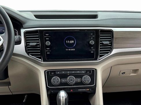 Used 2021 Volkswagen Atlas SEL image 6