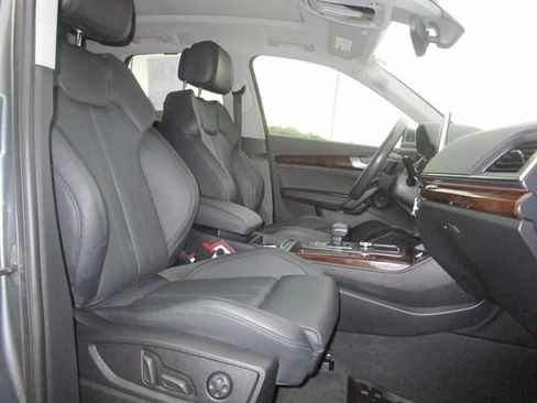 Used 2018 Audi Q5 Prestige image 27