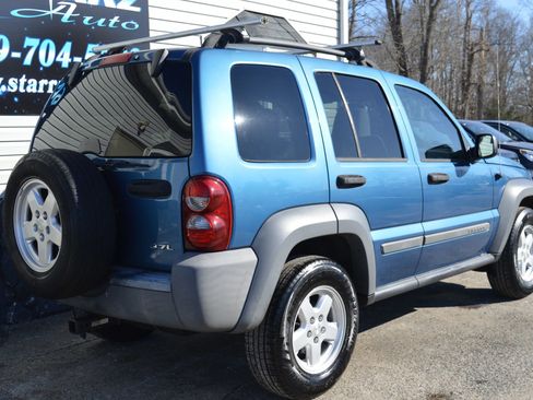 Used 2006 Jeep Liberty Sport image 5
