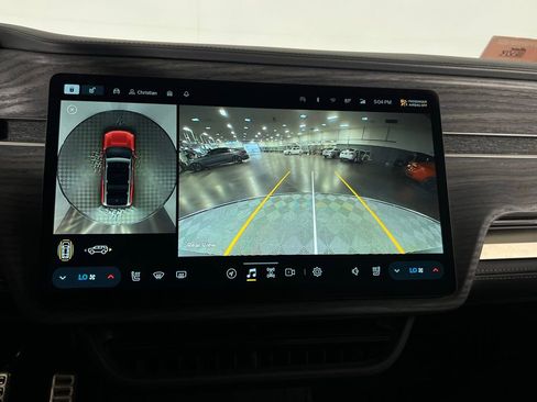 Used 2024 Rivian R1S Launch Edition image 21