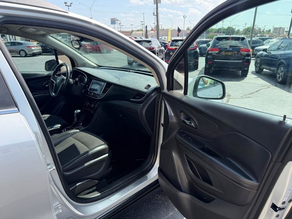 Used 2019 Buick Encore Preferred w/ LPO, Active Package FWD image 7
