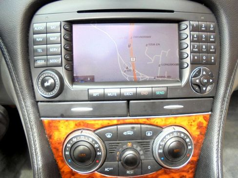 Used 2005 Mercedes-Benz SL 500 image 17