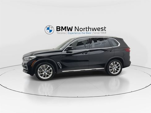 Used 2023 BMW X5 xDrive40i w/ Climate Comfort Package image 10