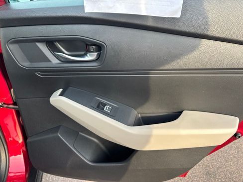 Used 2024 Honda Accord EX image 40