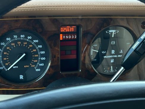 Used 1997 Rolls-Royce Silver Dawn image 11