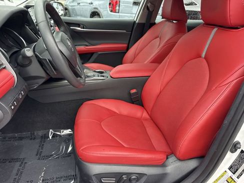 Used 2024 Toyota Camry XSE FWD image 11