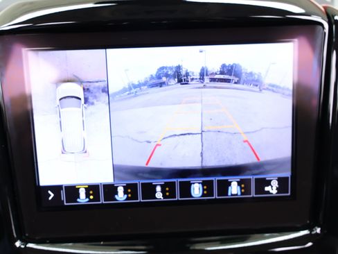 Used 2021 Chevrolet Traverse Premier w/ Redline Edition image 53