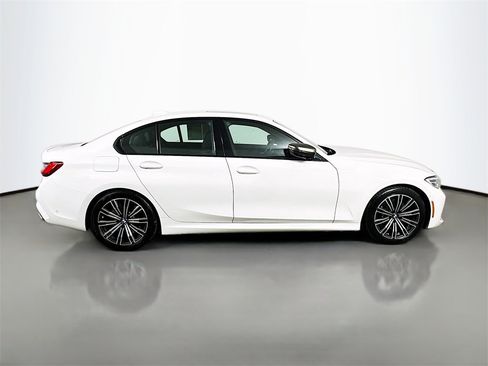 Used 2020 BMW M340i w/ Parking Assistance Package image 7
