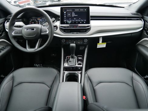 New 2026 Jeep Compass Limited image 8