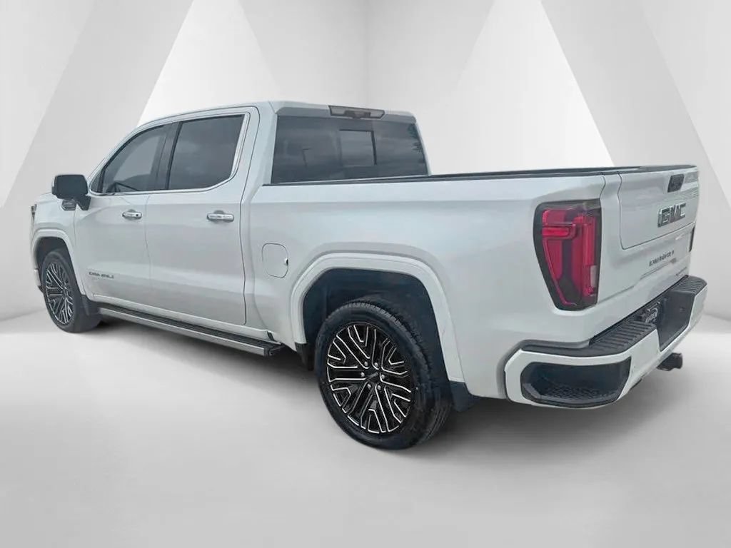 Used 2022 GMC Sierra 1500 Denali Ultimate AWD/4WD image 6