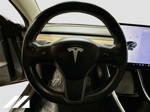 Used 2018 Tesla Model 3 Long Range AWD/4WD image 10