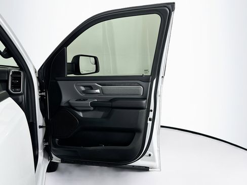 Used 2022 RAM 1500 Big Horn RWD image 30