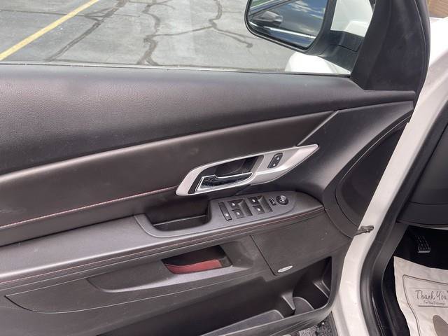 Used 2015 GMC Terrain SLE FWD image 9
