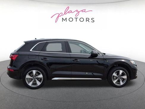 Certified 2023 Audi Q5 2.0T Premium w/ Convenience Package AWD/4WD image 4