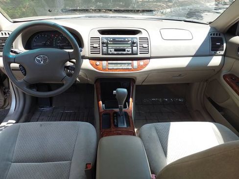 Used 2003 Toyota Camry XLE FWD image 12
