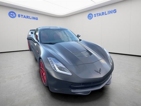 Used 2014 Chevrolet Corvette Stingray Coupe image 2