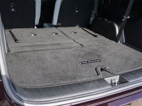 Used 2024 Hyundai Palisade SEL w/ Premium Package image 8