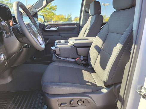 New 2026 GMC Sierra 1500 Elevation image 4