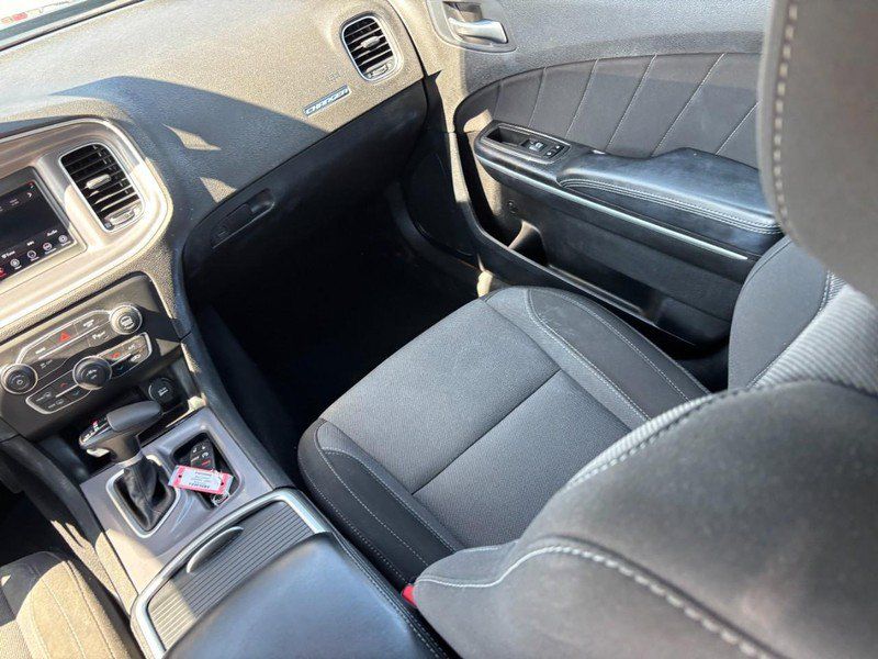 Used 2022 Dodge Charger SXT RWD image 15