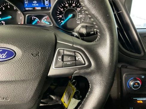 Used 2017 Ford Escape SE w/ Equipment Group 201A image 24