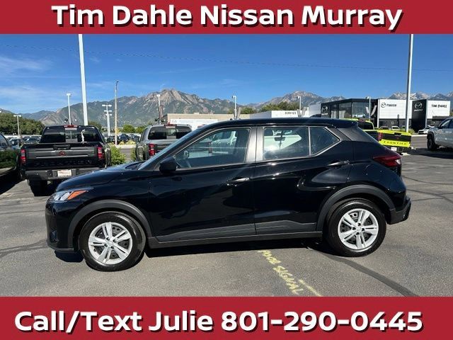 Used 2025 Nissan Kicks Play S FWD image 7