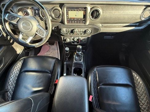 Used 2022 Jeep Wrangler Unlimited Sahara image 13