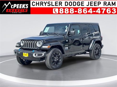 Used 2024 Jeep Wrangler Unlimited Sahara image 1