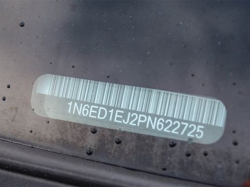 Used 2023 Nissan Frontier SV w/ Midnight Edition Package image 29